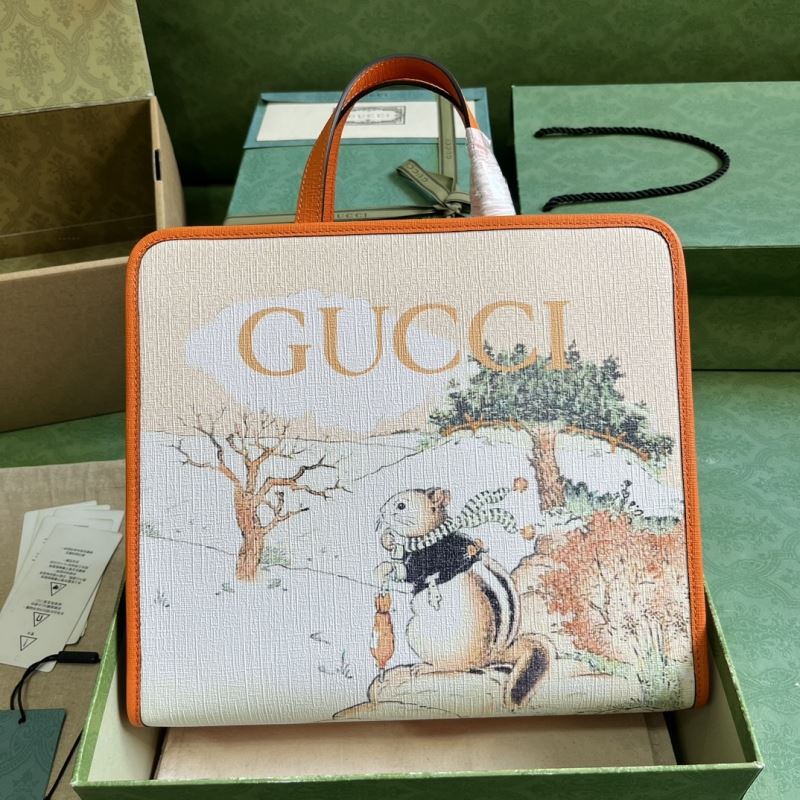 G*u*i shopping bags